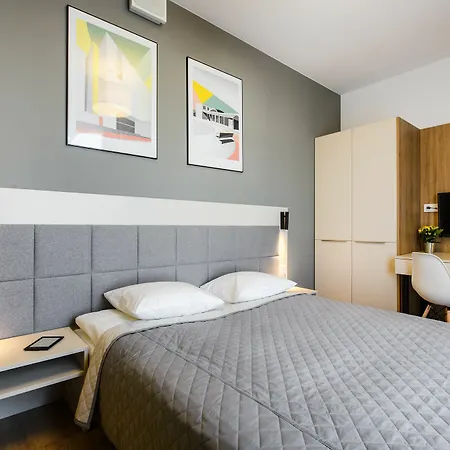 Comfort Aparthotel Warsaw